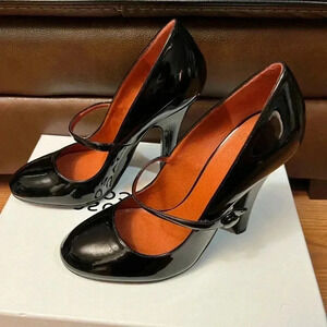 NIB Marc Jacobs Runway Mary Jane Heels Shoes Black Patent Leather 8